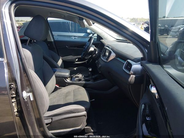 2019 KIA SORENTO 2.4L LX