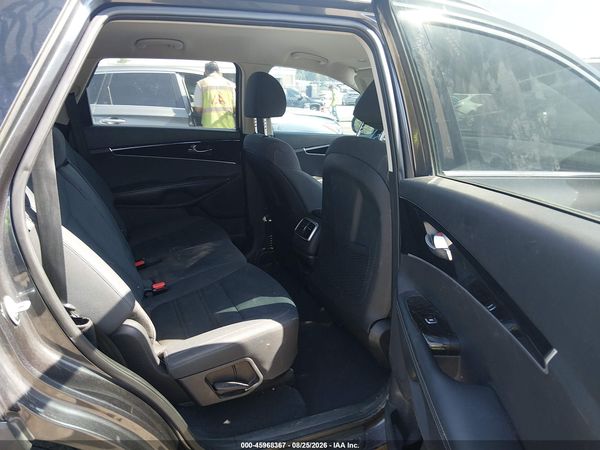 2019 KIA SORENTO 2.4L LX