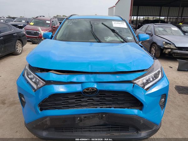 2020 TOYOTA RAV4 XLE — I6
