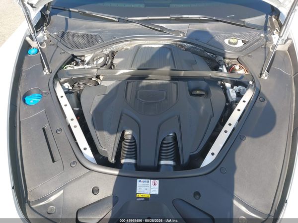 2022 PORSCHE PANAMERA