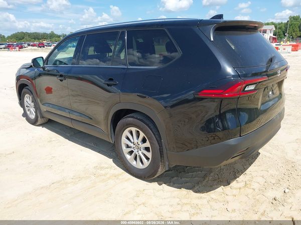 2026 TOYOTA GRAND HIGHLANDER XLE — I3