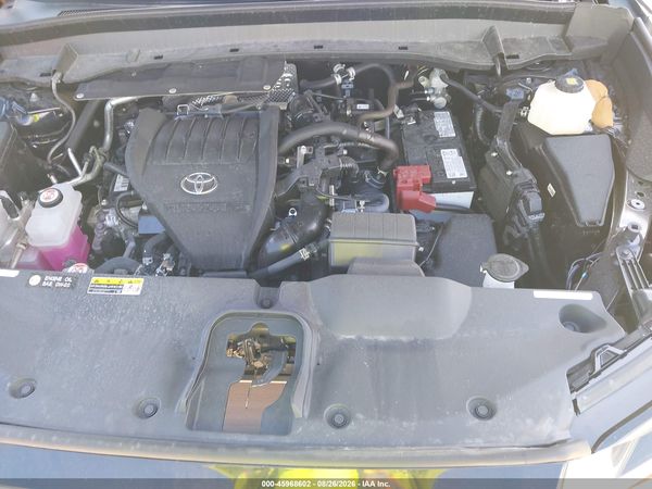2026 TOYOTA GRAND HIGHLANDER XLE — I10