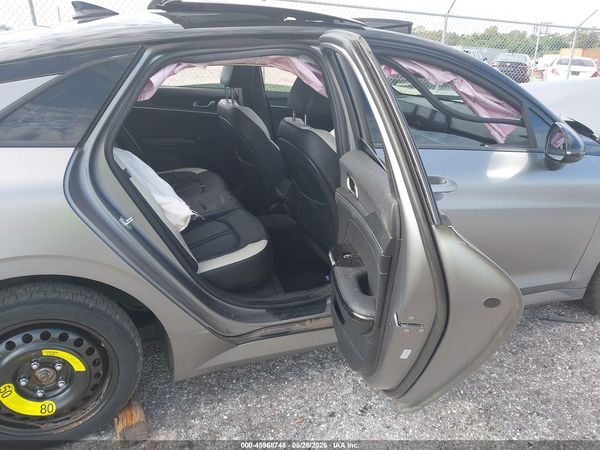 2025 KIA K5 GT-LINE — I8