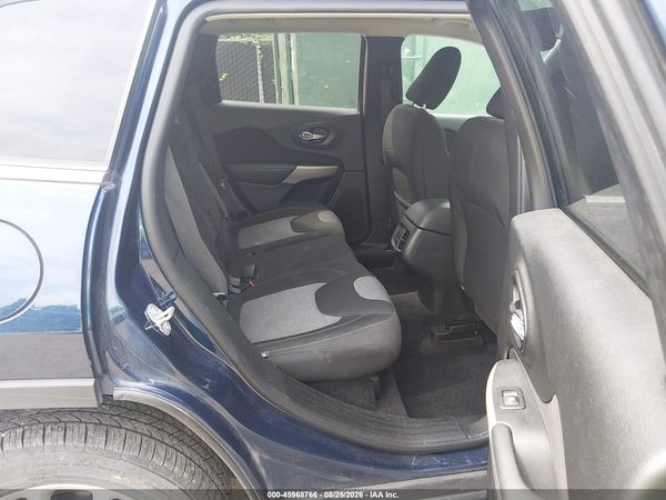 2018 JEEP CHEROKEE LATITUDE FWD
