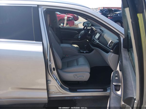 2019 TOYOTA HIGHLANDER LIMITED PLATINUM — I5