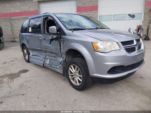 2013 DODGE GRAND CARAVAN SXT — I1