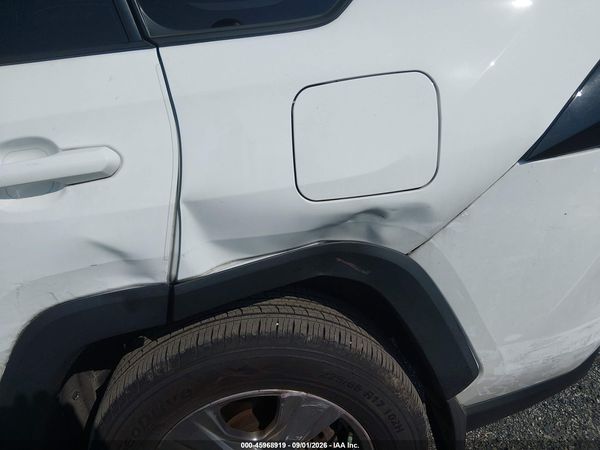 2022 TOYOTA RAV4 XLE — I6