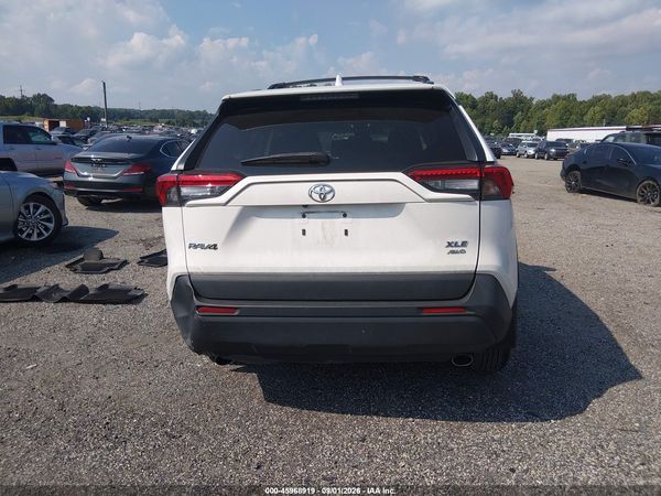 2022 TOYOTA RAV4 XLE — I119