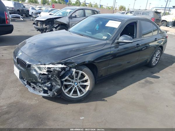 2018 BMW 320I — I2