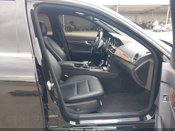 2012 MERCEDES-BENZ C 250 SPORT
