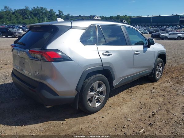 2024 TOYOTA RAV4 XLE — I4