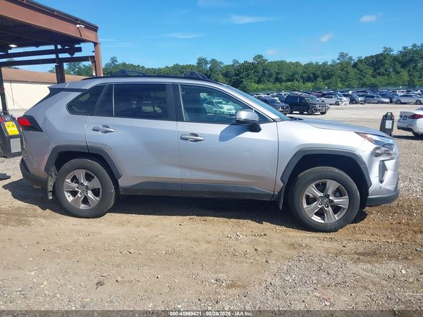 2024 TOYOTA RAV4 XLE — I116