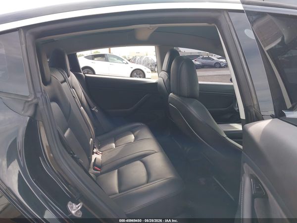 2018 TESLA MODEL 3 LONG RANGE/MID RANGE — I8