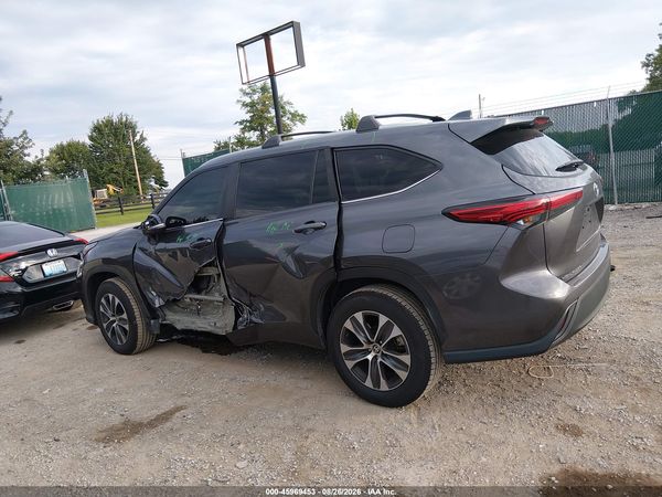 2023 TOYOTA HIGHLANDER XLE — I117