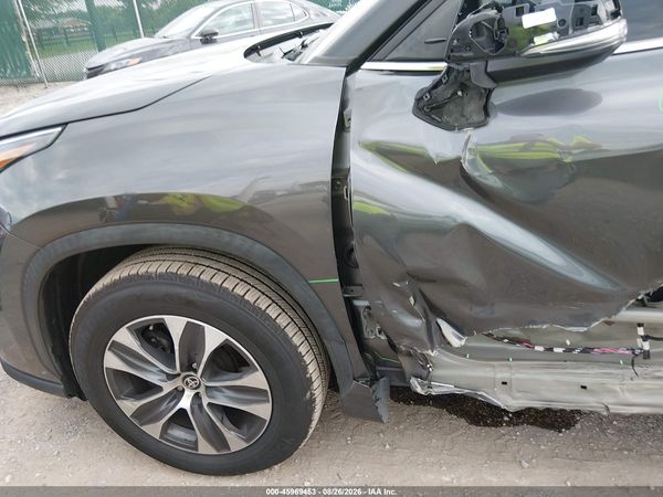 2023 TOYOTA HIGHLANDER XLE — I155