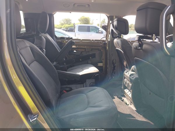 2025 LAND ROVER DEFENDER 130 P400 X-DYNAMIC SE — I8