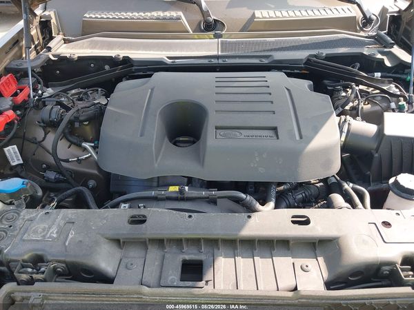 2025 LAND ROVER DEFENDER 130 P400 X-DYNAMIC SE — I10