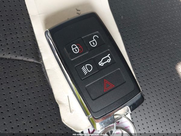2025 LAND ROVER DEFENDER 130 P400 X-DYNAMIC SE — I11