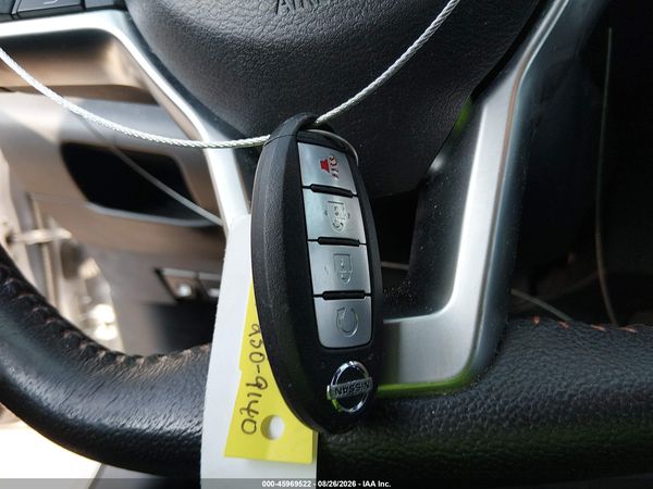 2020 NISSAN KICKS SR XTRONIC CVT — I11