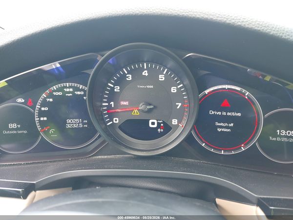 2020 PORSCHE CAYENNE