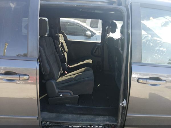 2016 DODGE GRAND CARAVAN SE PLUS — I8