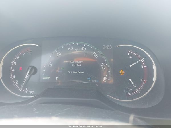 2024 TOYOTA RAV4 LE — I7