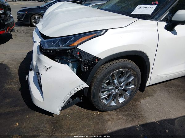 2021 TOYOTA HIGHLANDER LIMITED