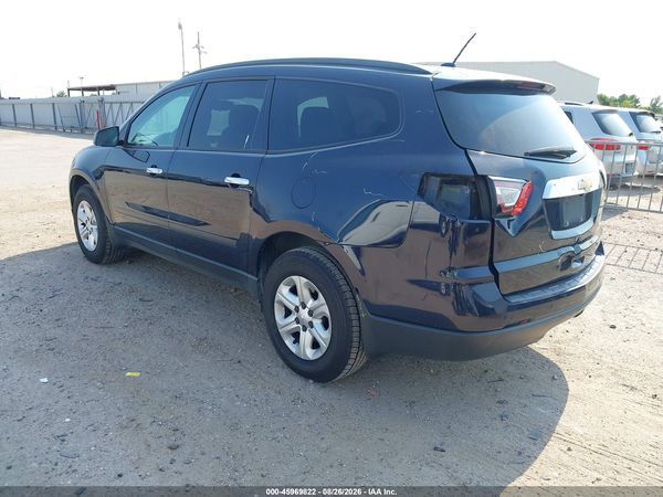 2015 CHEVROLET TRAVERSE LS — I3