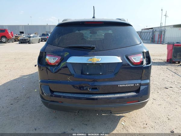 2015 CHEVROLET TRAVERSE LS — I119
