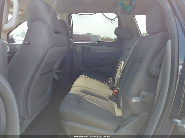 2015 CHEVROLET TRAVERSE LS — I153