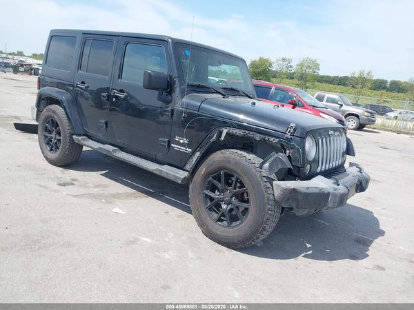 2017 JEEP WRANGLER UNLIMITED SAHARA 4X4 — I1