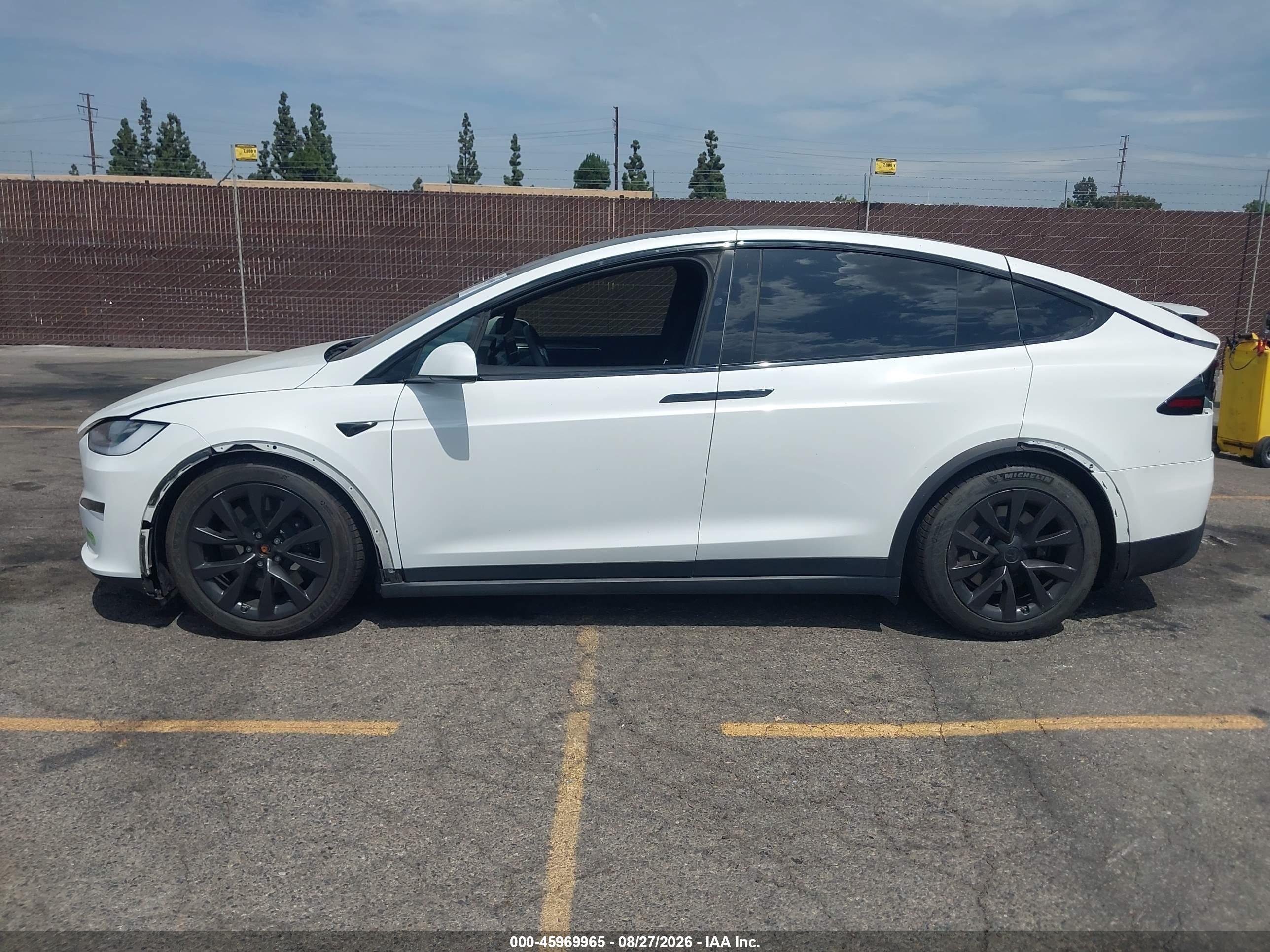 2023 TESLA MODEL X