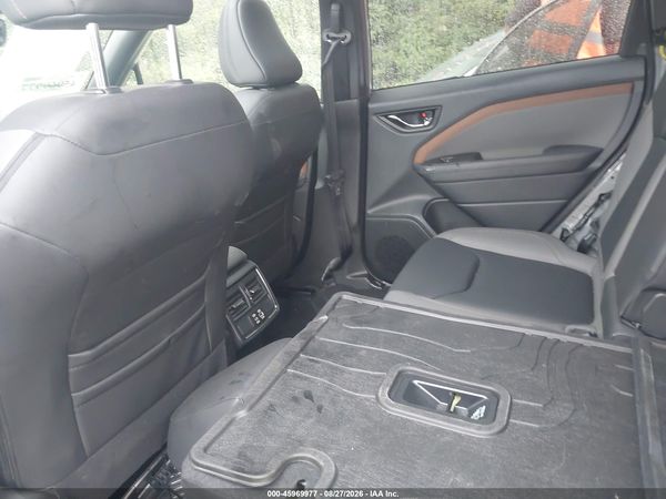 2025 SUBARU FORESTER SPORT — I8