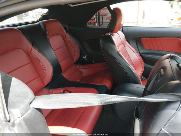 2017 FORD MUSTANG ECOBOOST PREMIUM — I8