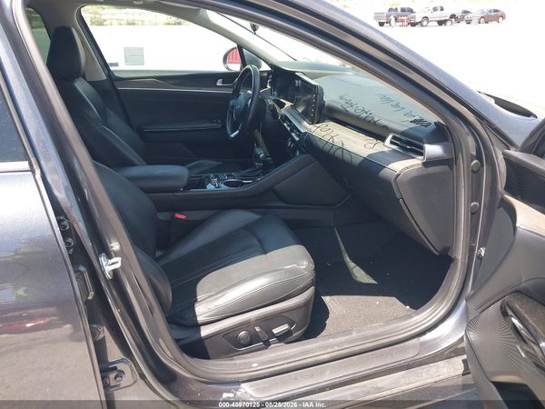 2022 KIA K5 EX