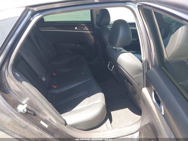 2022 KIA K5 EX