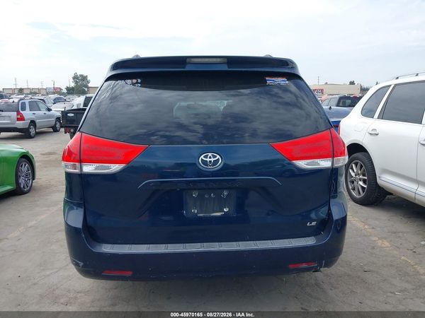 2012 TOYOTA SIENNA LE V6 8 PASSENGER — I119