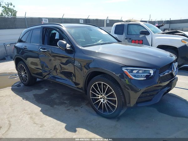 2020 MERCEDES-BENZ GLC 300 GLC300 — I1