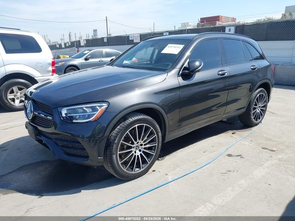 2020 MERCEDES-BENZ GLC 300 — I2