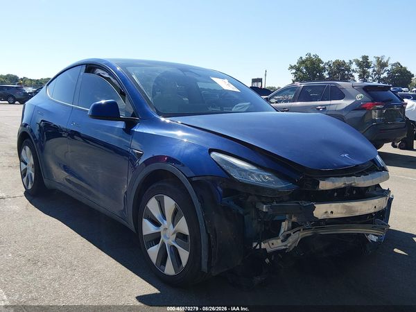 2021 TESLA MODEL Y — I1