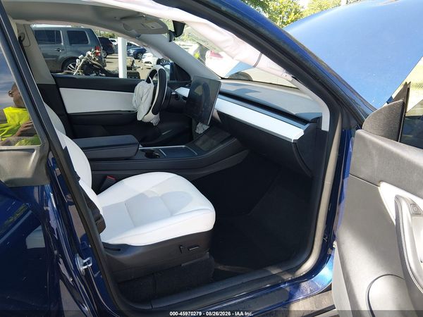 2021 TESLA MODEL Y — I5