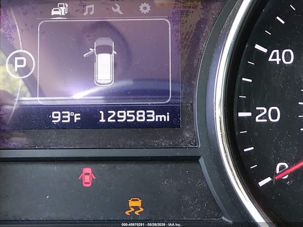 2017 KIA SEDONA LX — I118
