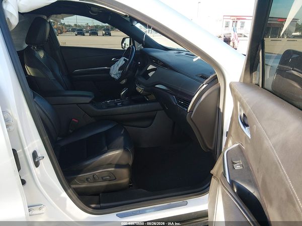 2021 CADILLAC XT4 FWD LUXURY
