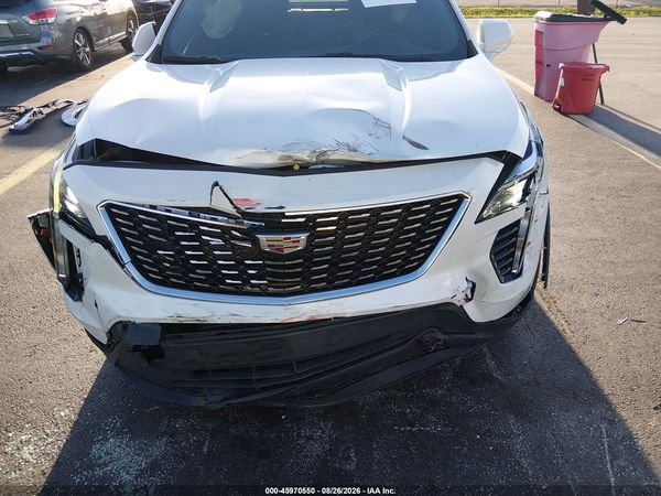 2021 CADILLAC XT4 FWD LUXURY