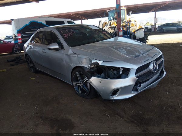 2021 MERCEDES-BENZ A 220 A220