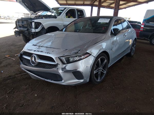 2021 MERCEDES-BENZ A 220 A220