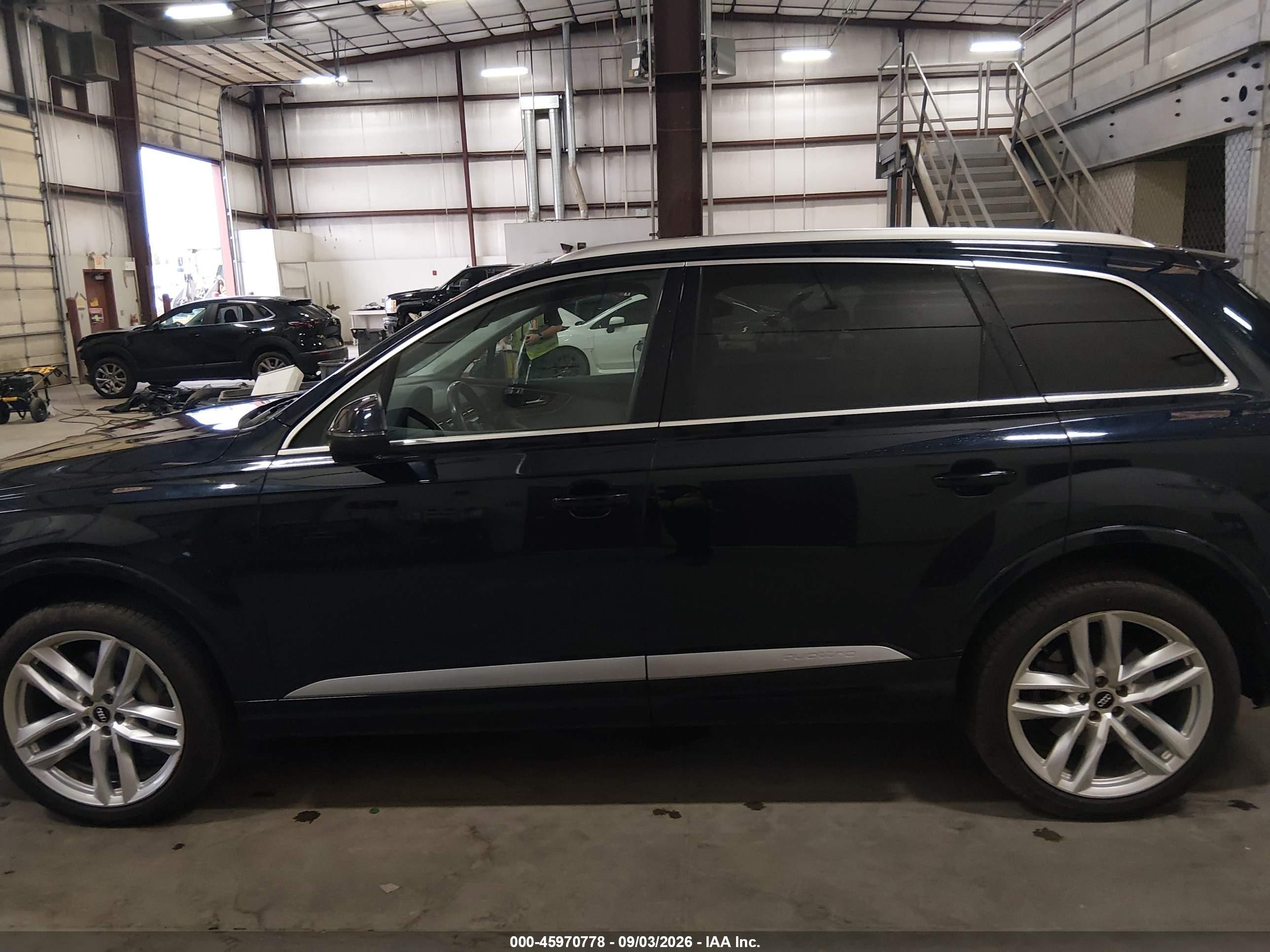 2017 AUDI Q7 3.0T PREMIUM
