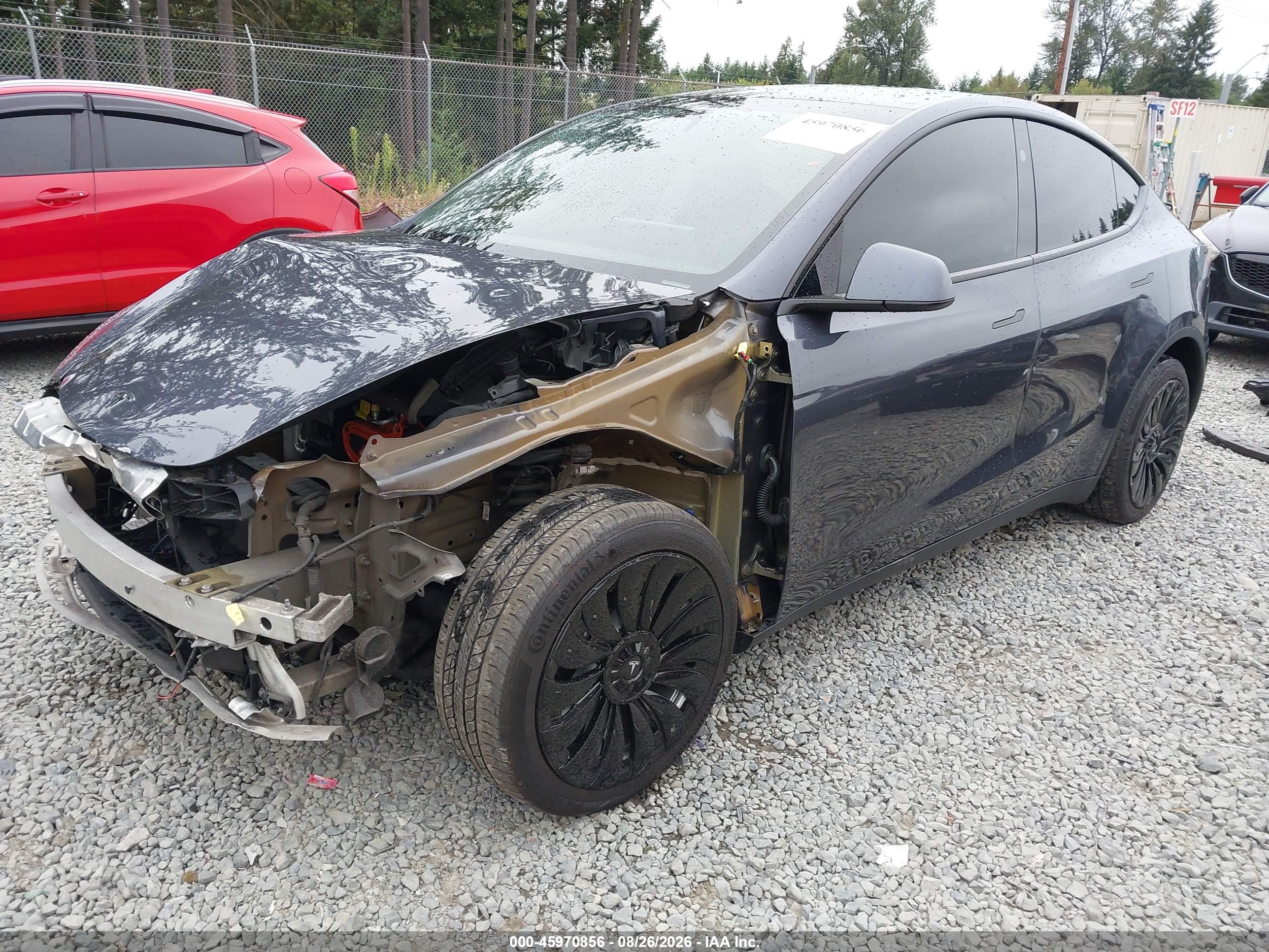 2023 TESLA MODEL Y — I2