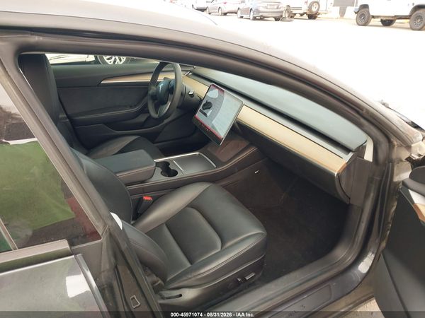 2021 TESLA MODEL 3 — I5