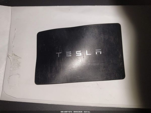 2021 TESLA MODEL 3 — I11